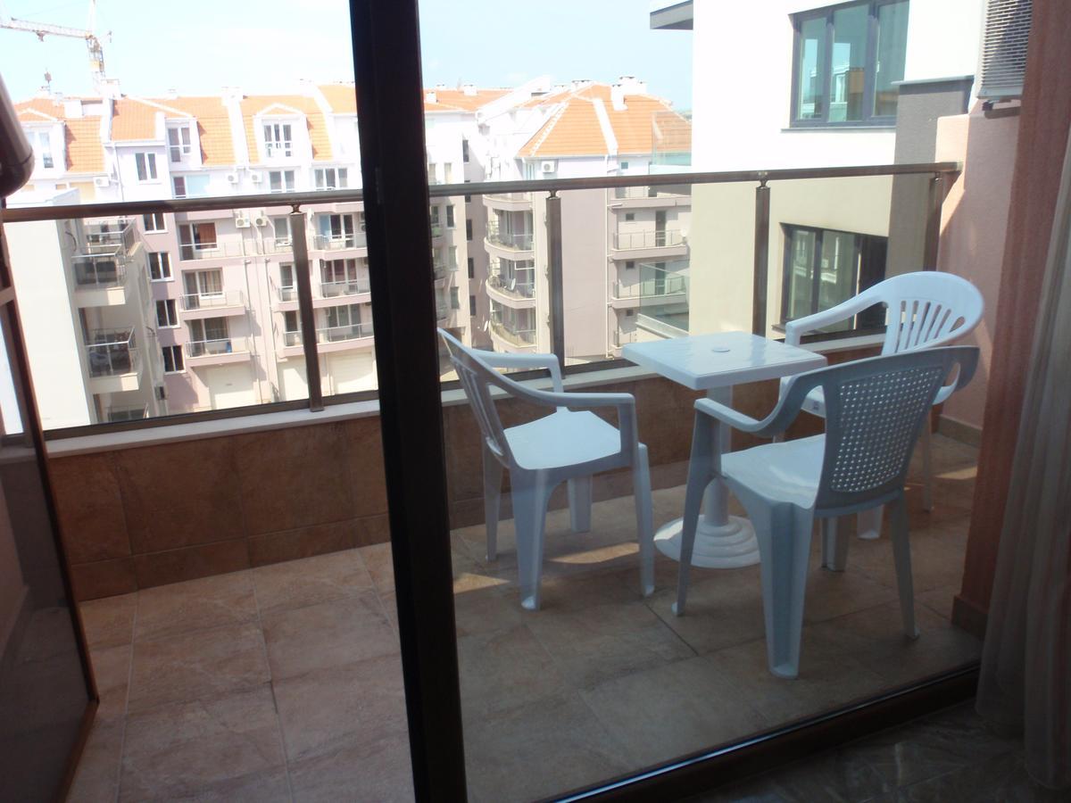 Cherno More 2 Apartamento Pomorie Exterior foto